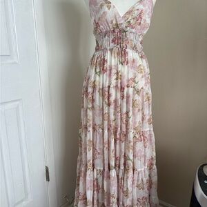 Elegant Floral Maxi Dress in Pink